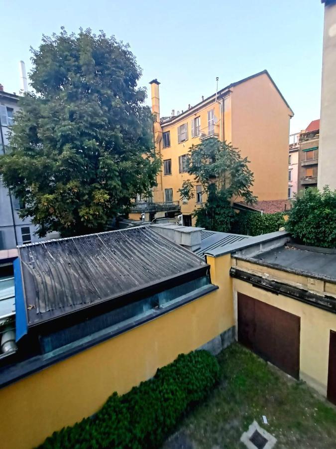 Relaxing Apartment In The Heart Of Milan Milão Exterior foto